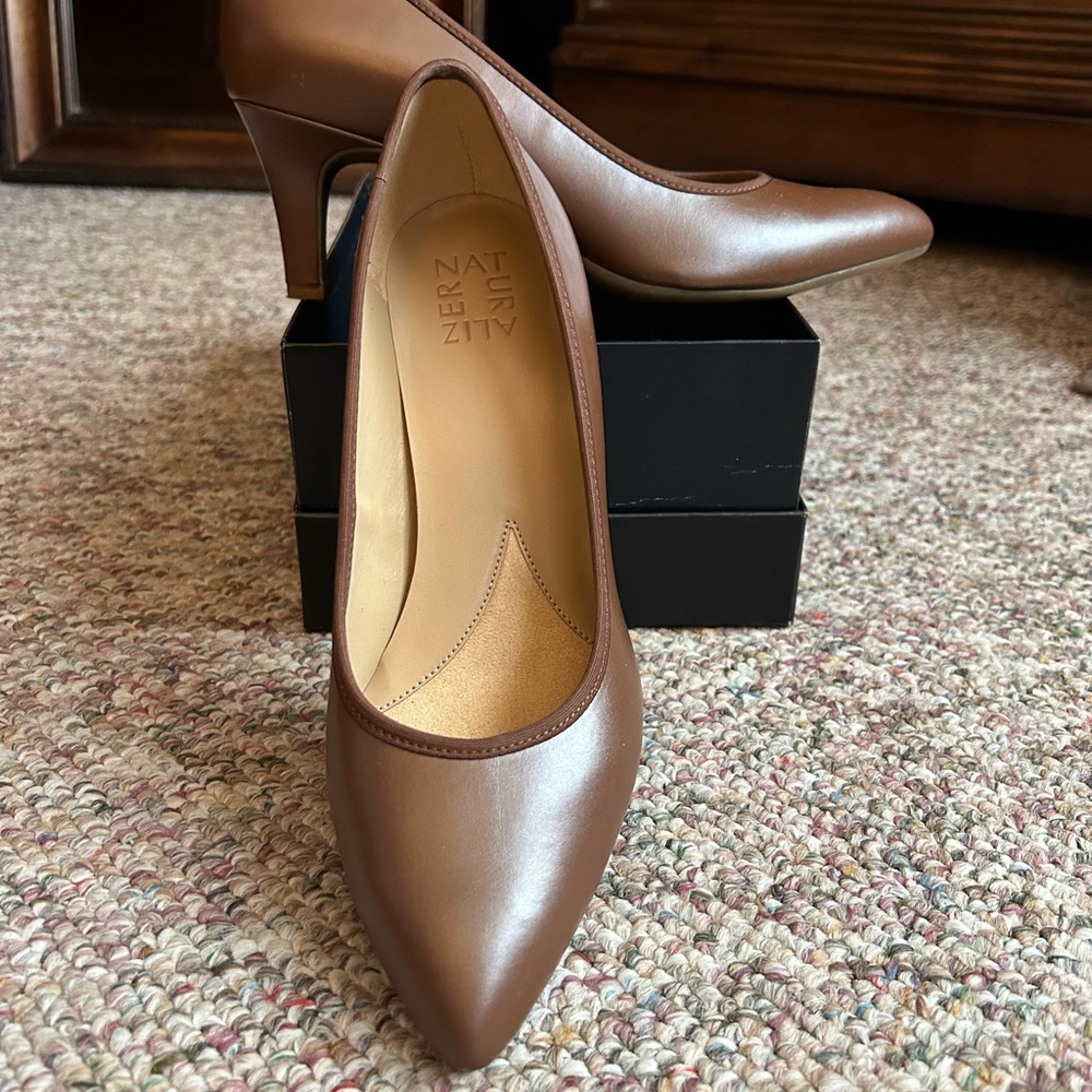 Naturalizer Pumps | Brown “NEW”